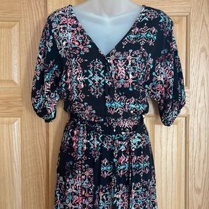 Maxi dress with dolman sleeves small black with multi color design